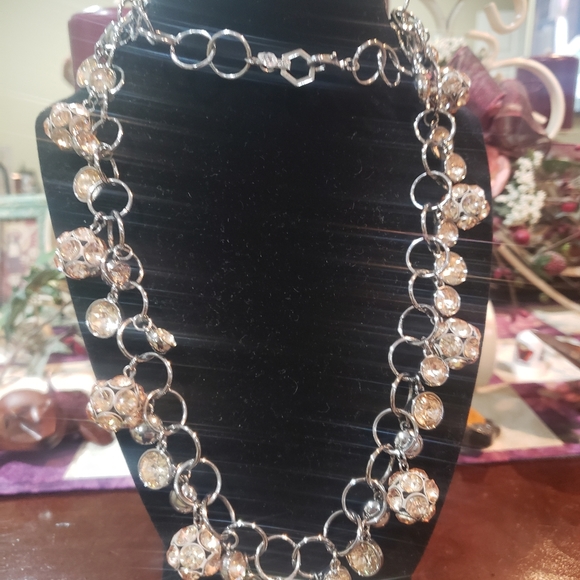 SIMPLY VERA VERA WANG necklace and earrings Set - Picture 1 of 6